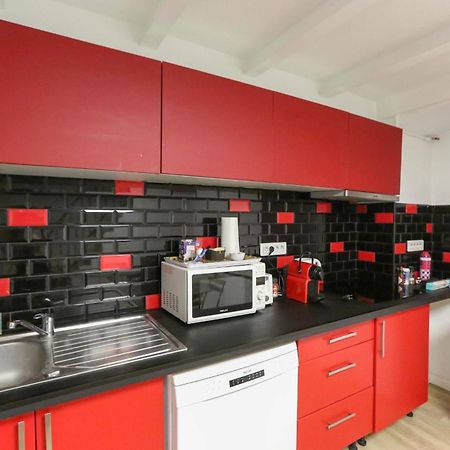 Comfortable 49 M Apartment In The Heart Of Париж Екстериор снимка